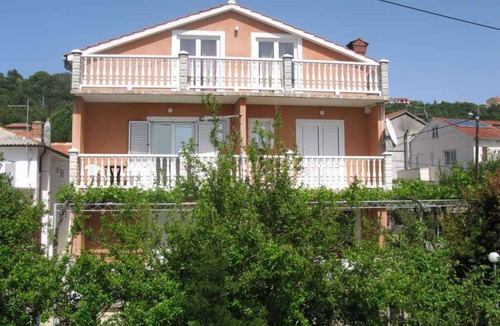 Palit Apartment | Studio with balcony and air conditioning
