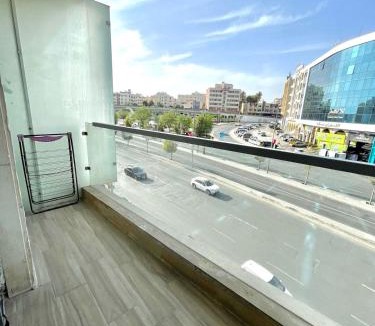 Al Jubeiha Apartment | studio with balcony