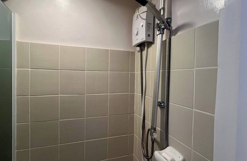 San Jose Apartment | Studio with City view,few minutes to Skyranch and Peoples Park and PicnicGroove