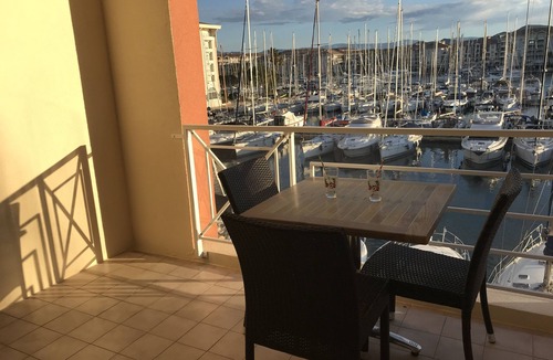 Frejus Port Apartment | Studio with exceptional view of Port Frejus, swimming pool, parking, direct beach access