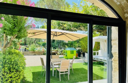 Sarrians Cottage | Studio with garden in the heart of Provence