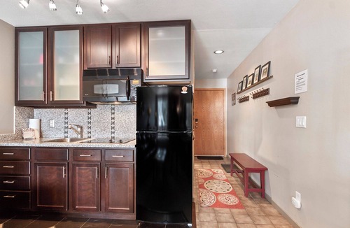 Frisco Apartment | Studio with heated parking one block from Main Street Frisco