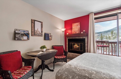 Frisco Apartment | Studio with heated parking one block from Main Street Frisco