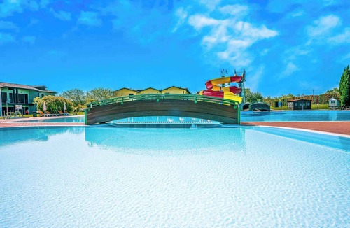 Peschiera del Garda Apartment | Studio with outdoor pool and children's entertainment in a great residence