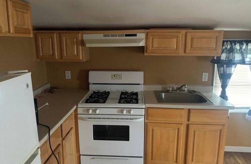 East Stroudsburg Apartment | Studio with Kitchen|East Stroudsburg