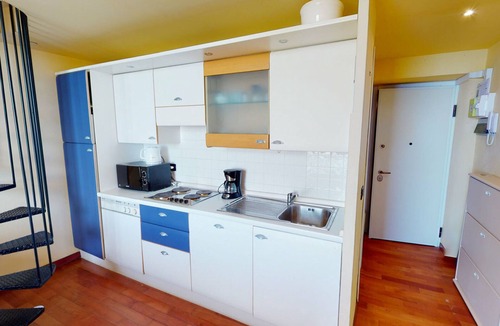 Menton Apartment | Studio with mezzanine, sea view, Wi-Fi, near beach