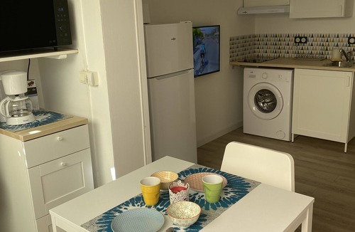 Sausset-les-Pins Apartment | Studio with parking space and garden