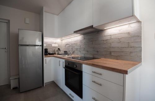 Ampelokipoi Apartment | Studio with panoramic Athens view
