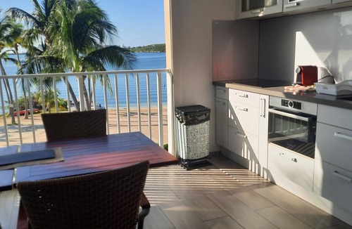 Nettle Bay Apartment | Studio with pool and lagoon view, 2/4 persons