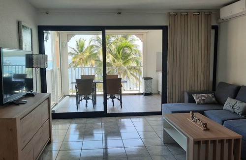 Nettle Bay Apartment | Studio with pool and lagoon view, 2/4 persons