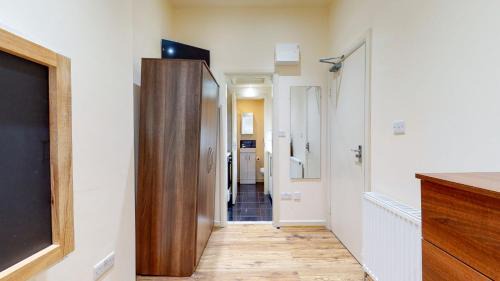 Mapesbury Apartment | Studio29A