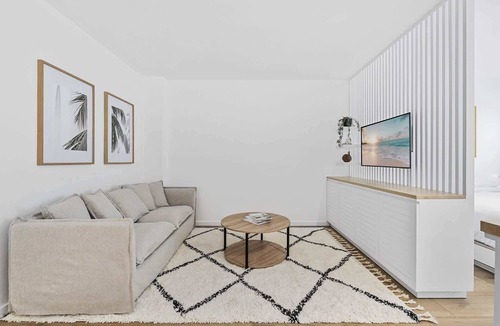 Bondi Junction Apartment | Studio4: Bondi Chic Interiors with Rooftop Pool
