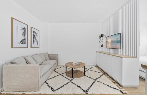 Bondi Junction Apartment | Studio4: Bondi Chic Interiors with Rooftop Pool