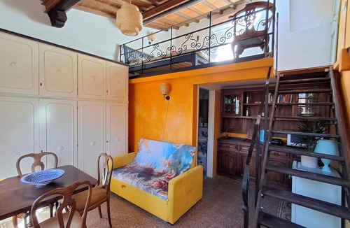 Santa Maria Novella Apartment | StudioAttic | Historic Center | Renovated 2025 | Air Conditioning