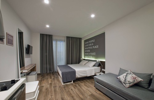 Stavros House | studios Chrysalis