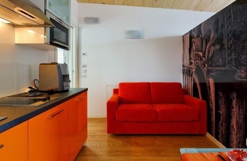 Favaro Veneto Apartment | Studios close Venice, cleaning and parking included
