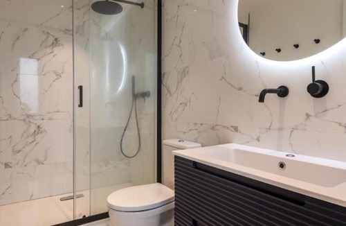 Belbeuf Apartment | Studios Le Medicis vue Seine