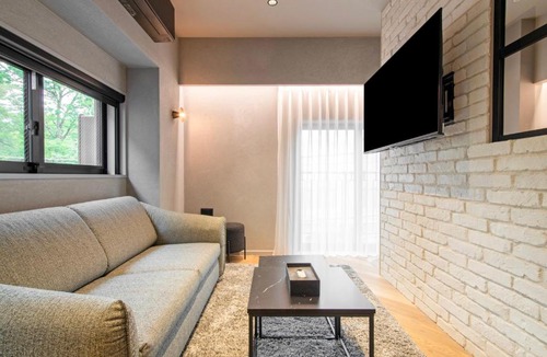 Minamiazabu Apartment | STUMP SA THE LIVRE Hiroo Roppongi
