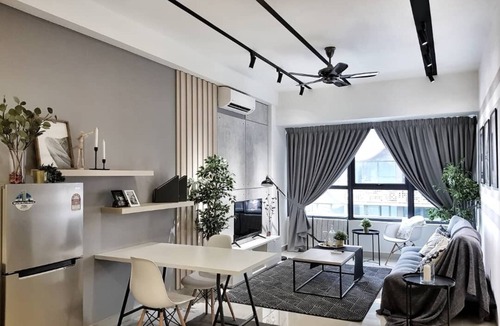 Ampang Condo | Stunning 1-bedroom studio unit. Fast Internet + Netflix. Best Deal in Town
