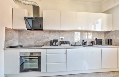 Saint-Sylvestre Apartment | Stunning 1 BR Flat with terrace at Nice