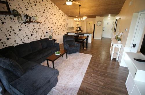Table Rock Apartment | Stunning 2 Bdrm/2 Bath Pointe Royale Resort & Golf