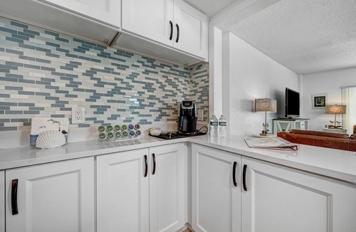 South Patrick Shores Condo | Stunning 2-Bedroom Oceanfront Condo 203 at Sandpiper Towers in Satellite Bch, FL