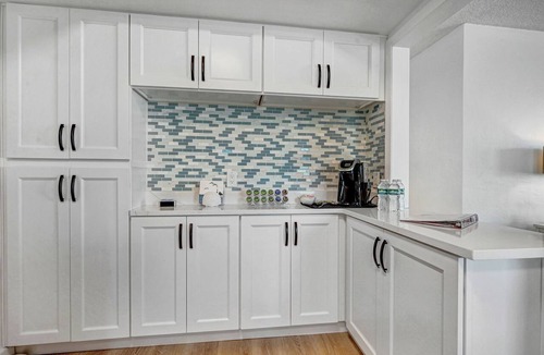 South Patrick Shores Condo | Stunning 2-Bedroom Oceanfront Condo 203 at Sandpiper Towers in Satellite Bch, FL