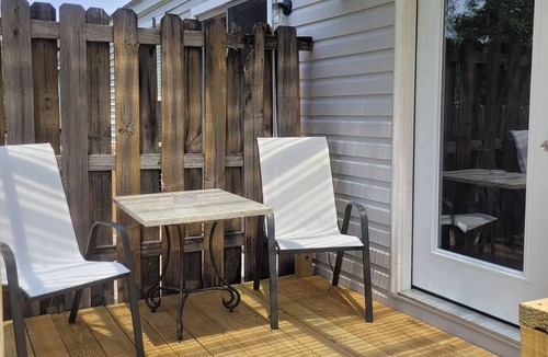 Slidell Apartment | Stunning 2-Bedroom Apartment with Modern Elegance