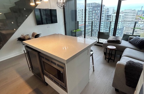 Wellington Place Condo | Stunning 2 storey large 1 bedroom loft in King Street West community on PH Level