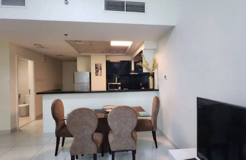 Business Bay Apartment | Stunning 2BR Apartment/Blueoceanholidayhomes