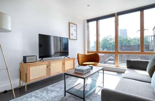Shoreditch Apartment | Stunning 2BR in East London, nr Old Street stasion, by Blueground