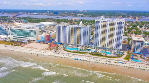 Brush - Stewarts House | Stunning 2BR Oceanfront Beach Villa - 3 Balconies