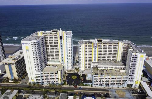 Brush - Stewarts House | Stunning 2BR Oceanfront Beach Villa - 3 Balconies