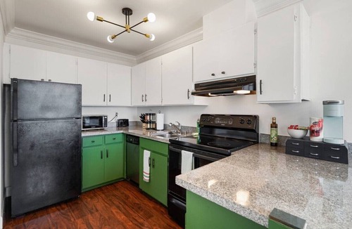Pacifica Apartment | -Stunning 2BR w/Ocean, Mountain & Sunset Views