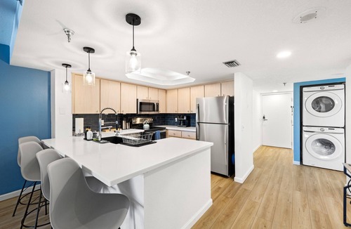 Hudson Condo | Stunning 3/2, Waterfront, sleeps up to 7,#211