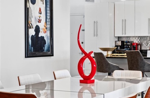 Midtown Apartment | Stunning 3-Bedroom Luxury Loft in the Heart of Chelsea, Manhattan