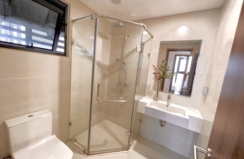District 9 Apartment | Stunning 3BR Firework & Scenic Pool Views D7 HCMC Family-sized