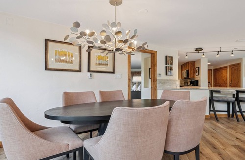 Vail Condo | Stunning 3BR | Private Decks A/C Fireplace & Panoramic Vail Mountain Views