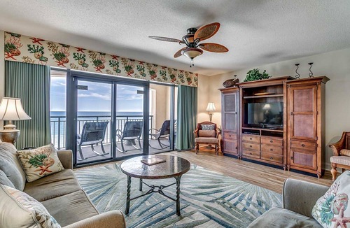 Myrtle Beach Condo | Stunning 4Bdrm Oceanfront Condo: Spacious, Amazing Pools and Amenities