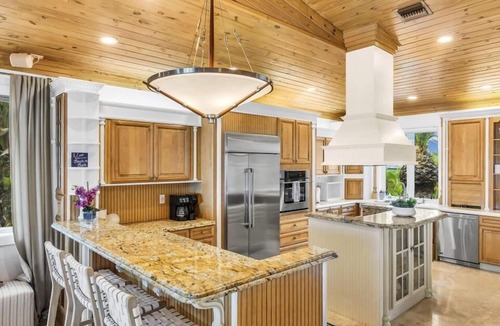 Layton House | Stunning 5BR open water view home in Long Key, perfect for groups of 10!