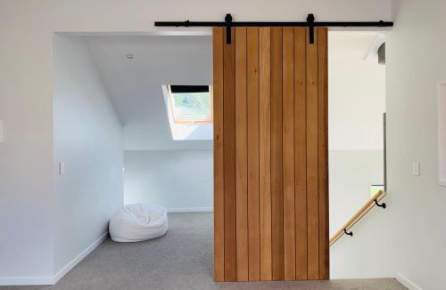 Kingston House | Stunning, Alpine House
