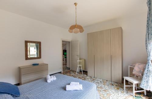 Cinque Terre Apartment | Stunning Apartment in a Villa near the beach