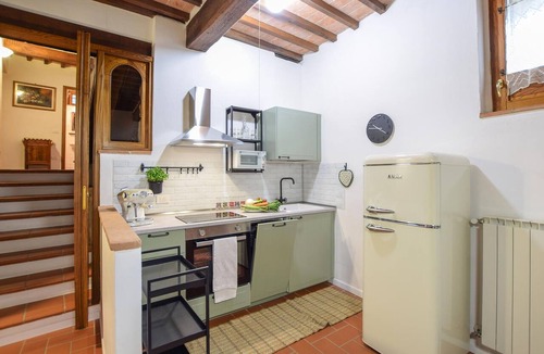 Monticchiello Apartment | Stunning apartment in Monticchiello with WiFi