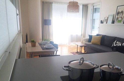 Schallmoos Apartment | Stunning apartment - central, sunny and comfortable - with balcony & parking