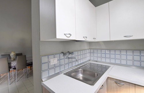Drapia Apartment | Stunning apartment in Drapia with WiFi