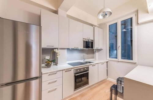San Giovanni Apartment | Stunning Apartment with Ponte Vecchio and Arno River Views