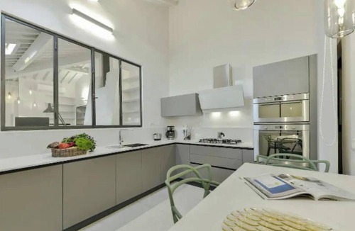 Santa Croce Apartment | Stunning Attic Apartment with Elevator in Florence City Center
