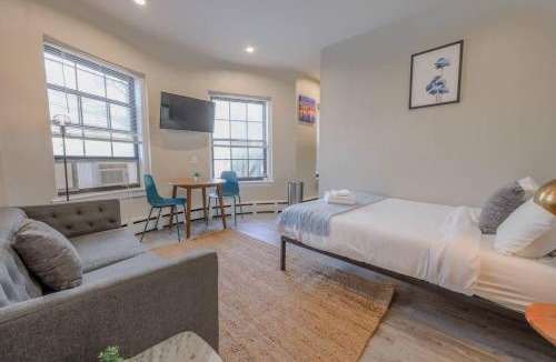 Prudential - St. Botolph Apartment | Stunning Back Bay Studio Apartment