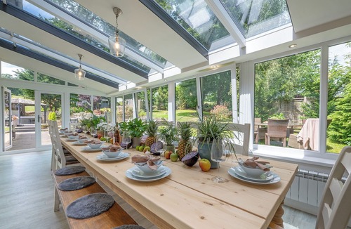 Bathford House | Stunning Bath Property, Perfect For Families, Parties, Hot Tubs!