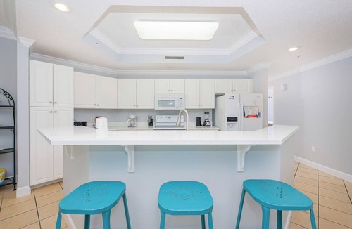 Orange Beach Condo | Stunning Bay View Phoenix On The Bay 1212